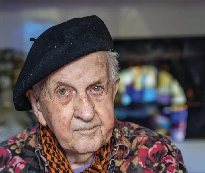 Portrait de Bernard Viglino pour l'article Un artiste mosaïque, Plaisir Mag